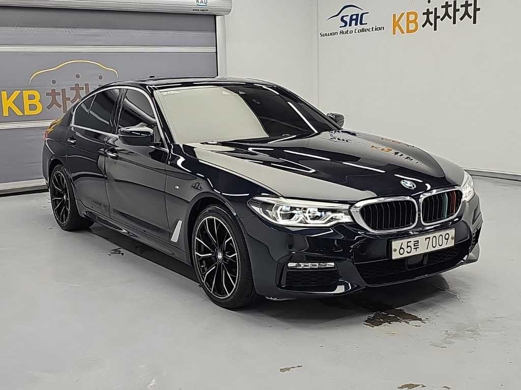 BMW 5시리즈 5시리즈 (G30) 530i xDrive M 스포츠 플러스 이미지 4