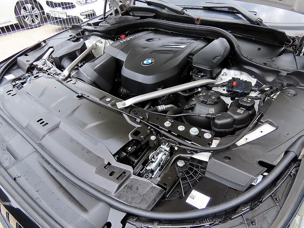 BMW 5시리즈 5시리즈 (G60) 520i M 스포츠 이미지 19