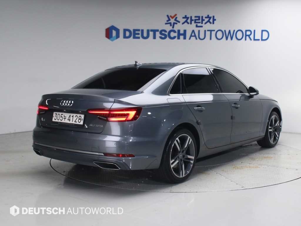 아우디 A4 A4 (B9) 40 TFSI 프리미엄 이미지 2