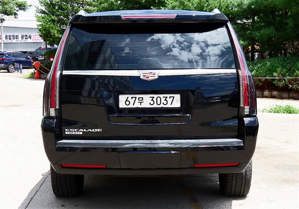 캐딜락 에스컬레이드 6.2 V8 ESV 이미지 4