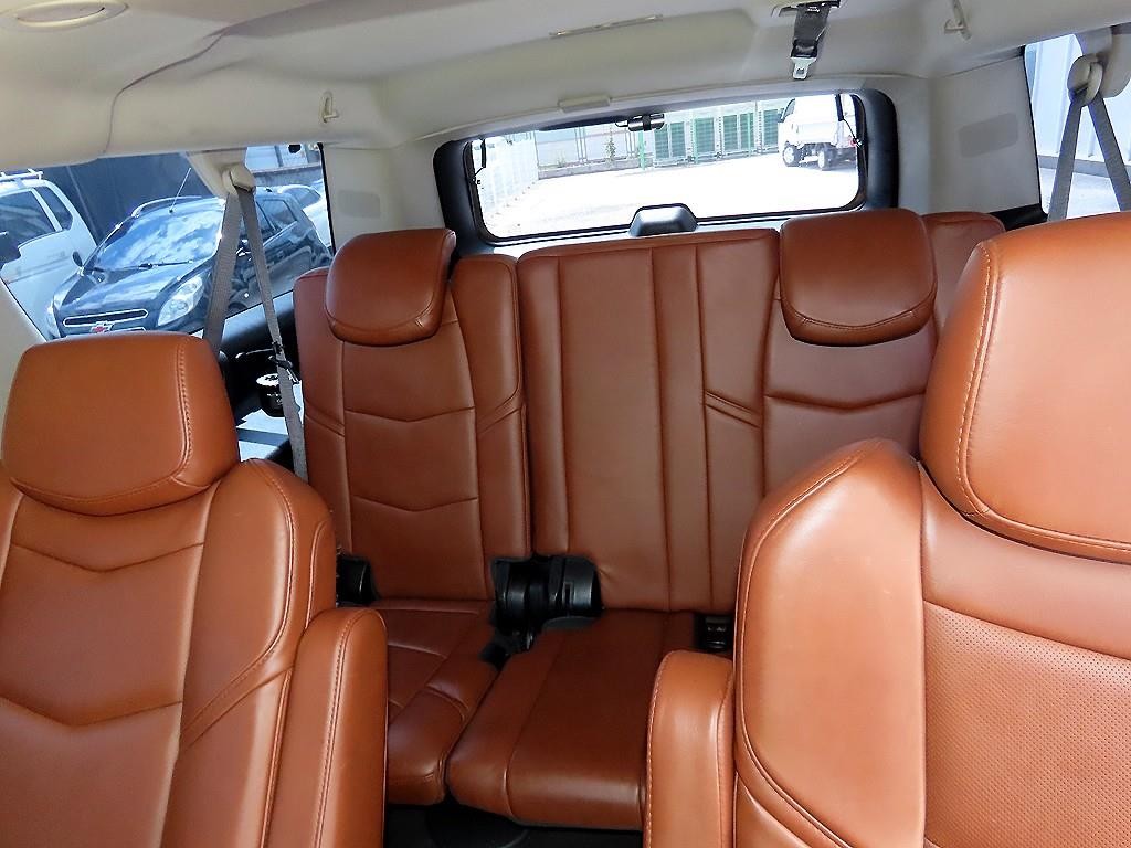 캐딜락 에스컬레이드 6.2 V8 ESV 이미지 7