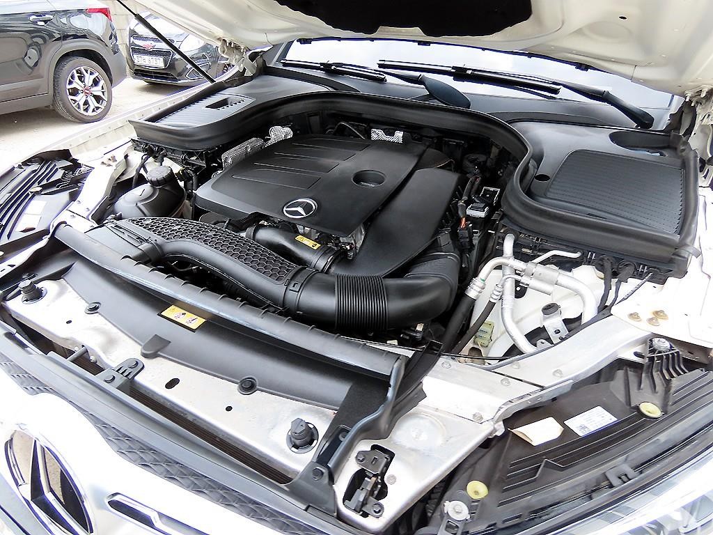 벤츠 GLC 클래스 GLC클래스 X253 GLC 300 4MATIC 이미지 19