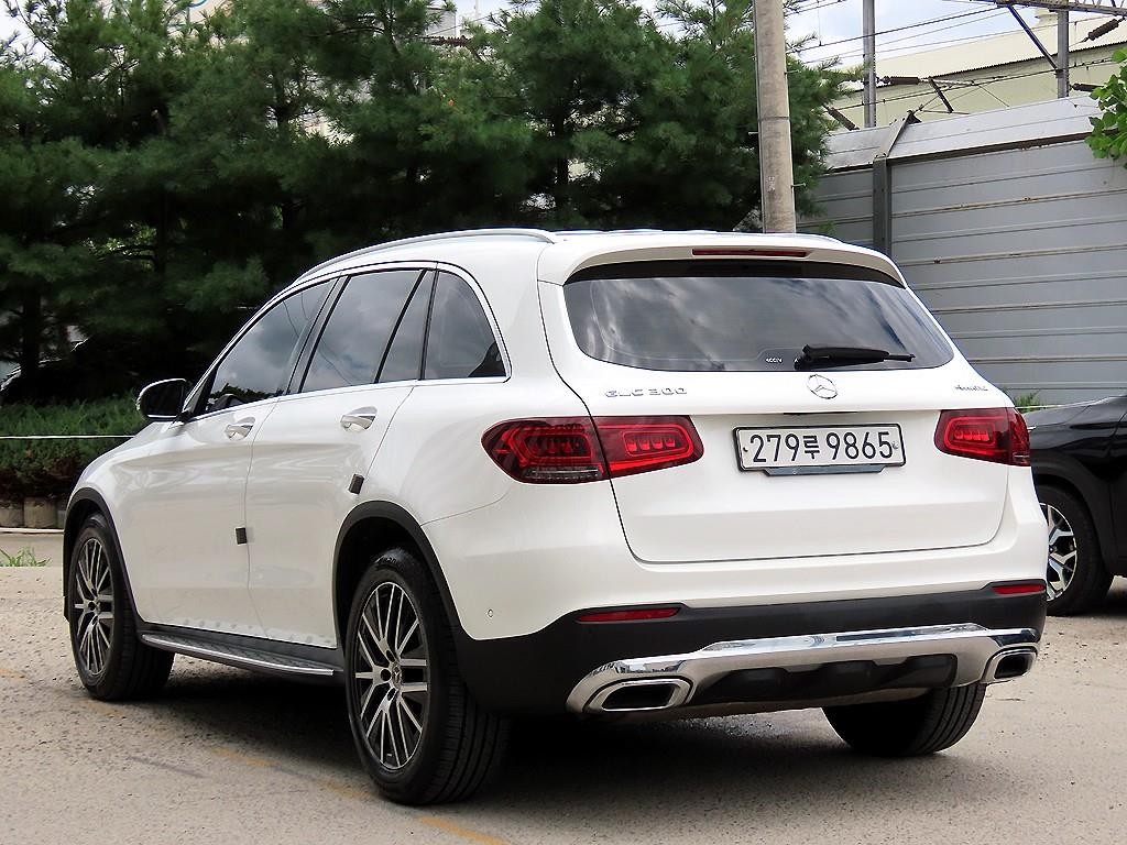 벤츠 GLC 클래스 GLC클래스 X253 GLC 300 4MATIC 이미지 3
