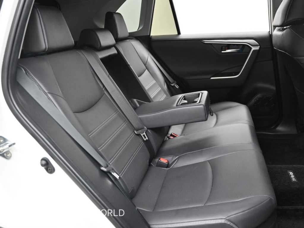 토요타 라브4 RAV4(5세대) 2.5 4WD 하이브리드 LTD 이미지 12