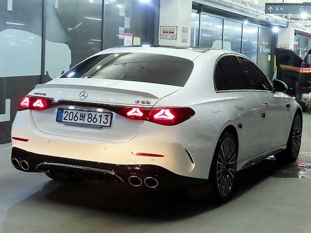 벤츠 E 클래스 E-클래스 W214 E53 AMG 하이브리드 4MATIC+ 이미지 4
