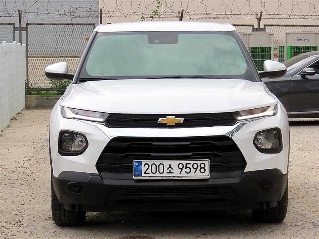 쉐보레 트레일블레이저 2WD 1.3 터보 가솔린 LT 이미지 2