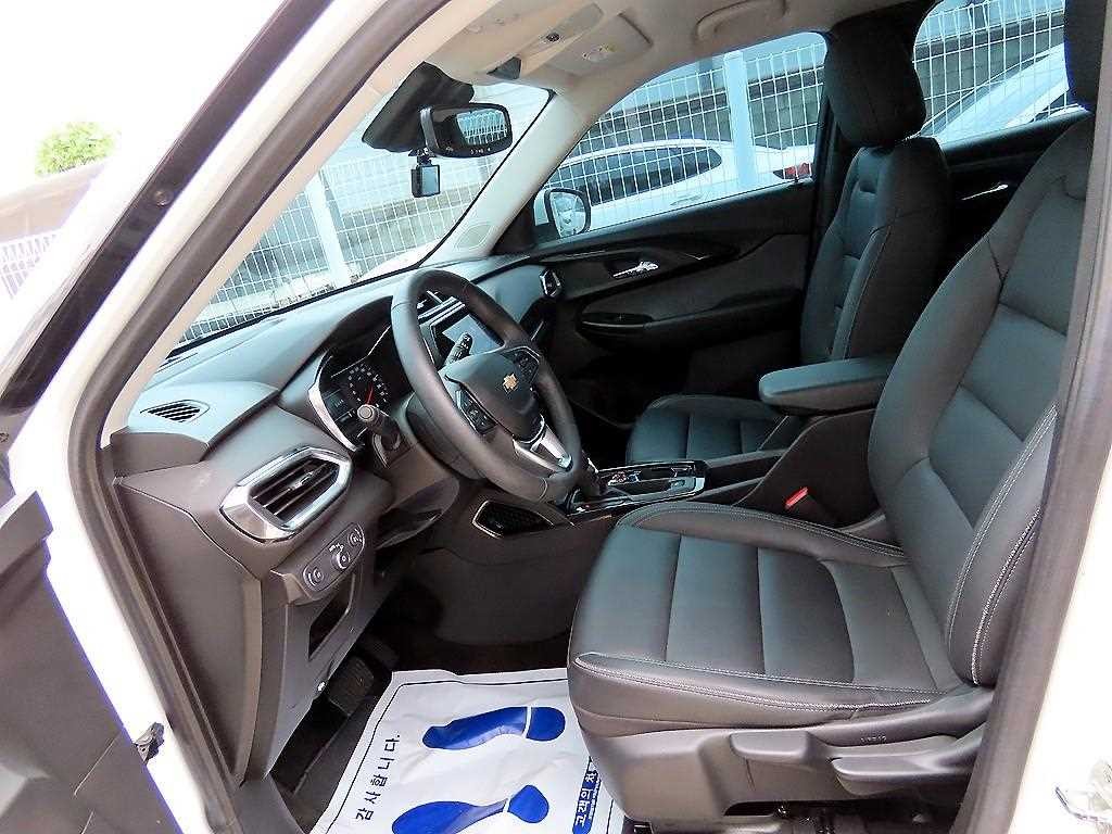 쉐보레 트레일블레이저 2WD 1.3 터보 가솔린 LT 이미지 5