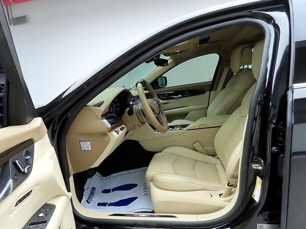 캐딜락 CT6 3.6 플래티넘 AWD 이미지 12