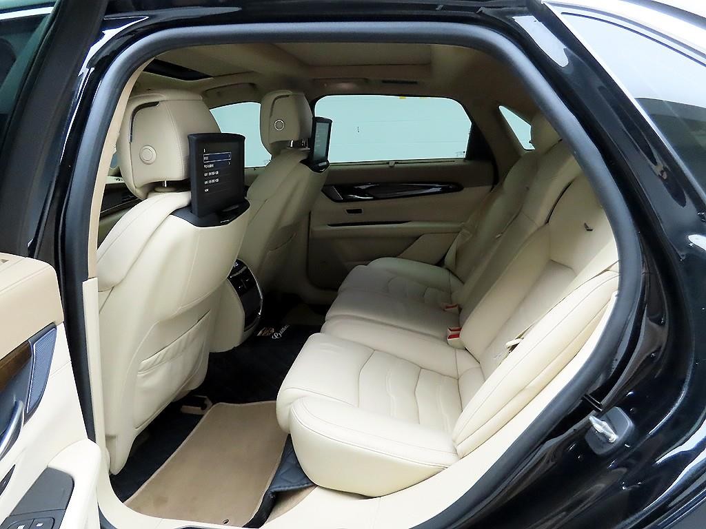 캐딜락 CT6 3.6 플래티넘 AWD 이미지 13