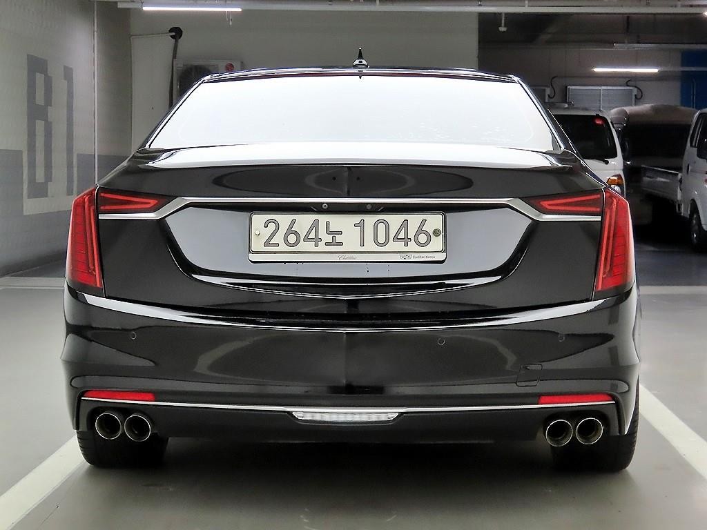 캐딜락 CT6 3.6 플래티넘 AWD 이미지 3