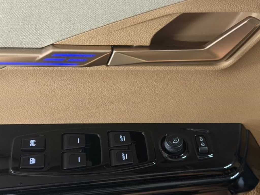 KG모빌리티(쌍용) 액티언 액티언 하이브리드(J120) S8 2WD 이미지 14