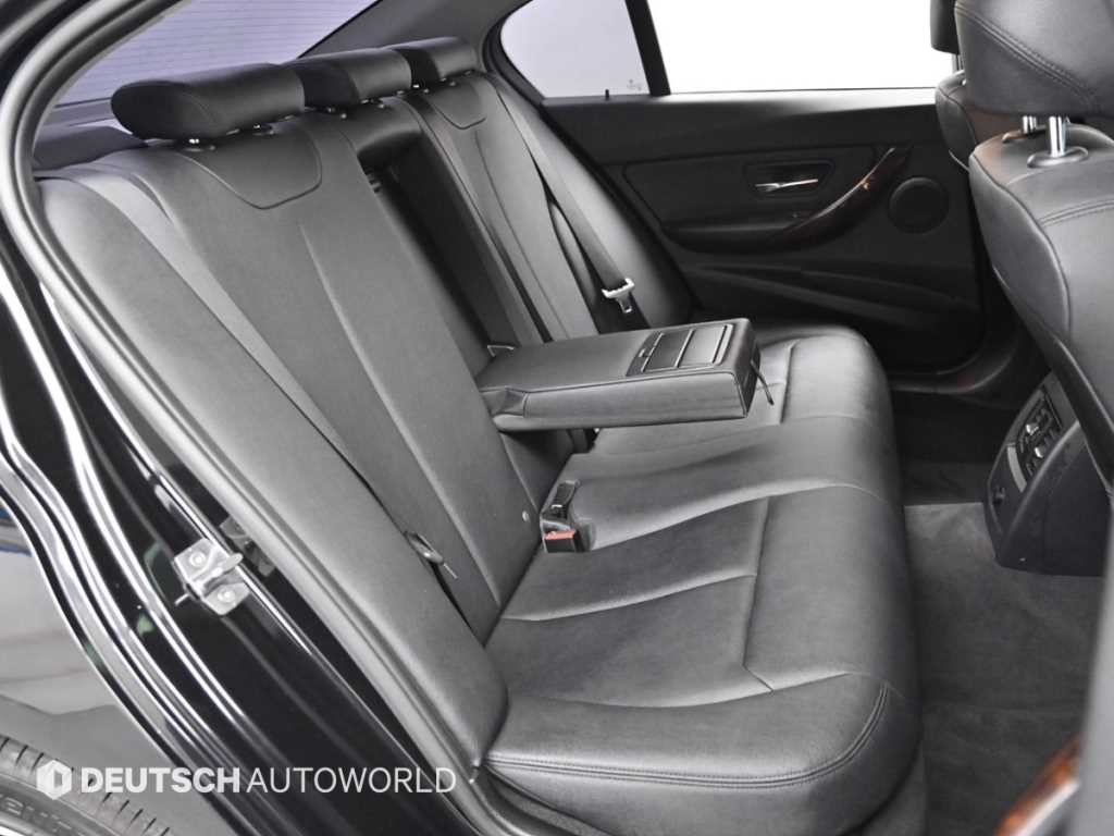 BMW 3시리즈 3시리즈 (F30) 320i 이미지 12