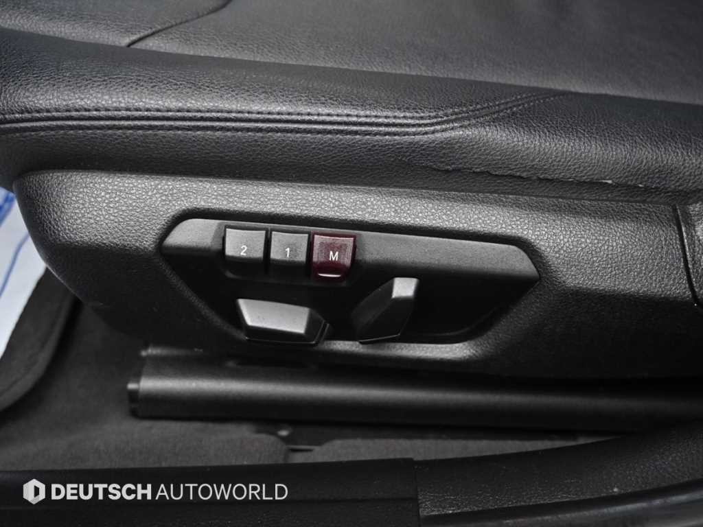 BMW 3시리즈 3시리즈 (F30) 320i 이미지 16