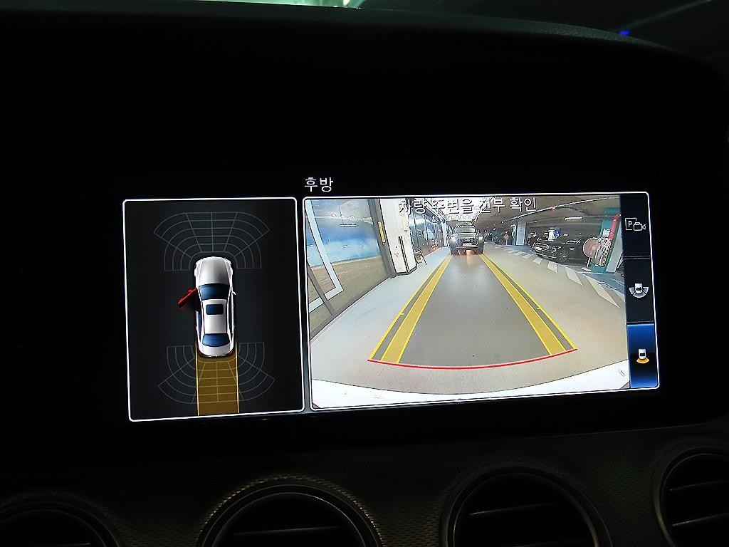 벤츠 E 클래스 E-클래스 W213 E300 아방가르드 이미지 14