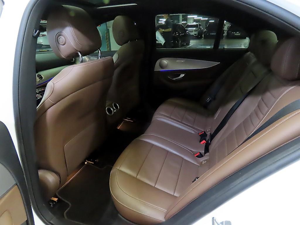 벤츠 E 클래스 E-클래스 W213 E300 아방가르드 이미지 7