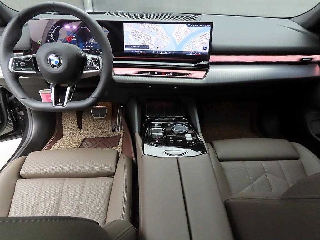 BMW 5시리즈 5시리즈 (G60) 520i 기본형 이미지 7