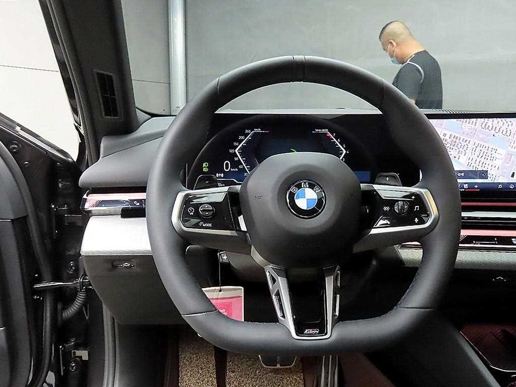 BMW 5시리즈 5시리즈 (G60) 520i 기본형 이미지 9