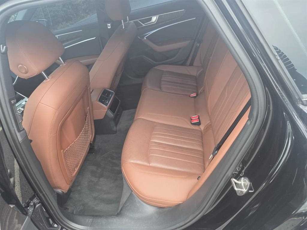 아우디 A6 A6 (C8) 45 TFSI 콰트로 프리미엄 이미지 3