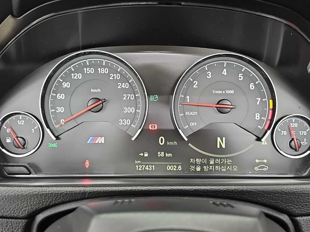 BMW 4시리즈 M4 (F82) 컨버터블 이미지 6