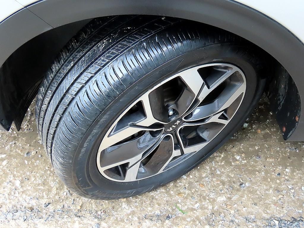 기아 스포티지 스포티지 더 볼드 1.6 디젤 2WD 프레스티지 그래비티 이미지 20