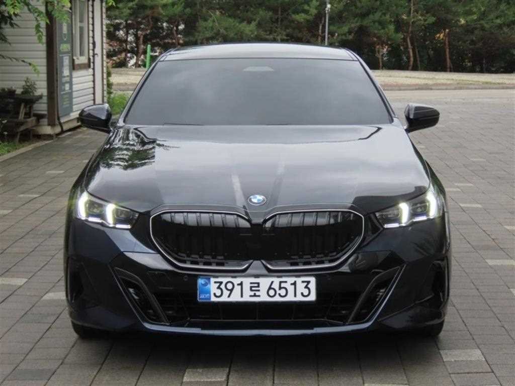 BMW 5시리즈 5시리즈 (G60) 530i xDrive M 스포츠 이미지 1