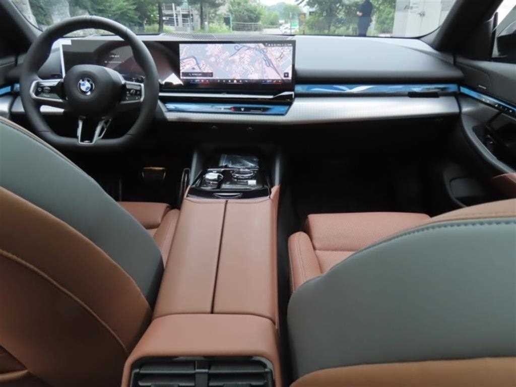 BMW 5시리즈 5시리즈 (G60) 530i xDrive M 스포츠 이미지 15