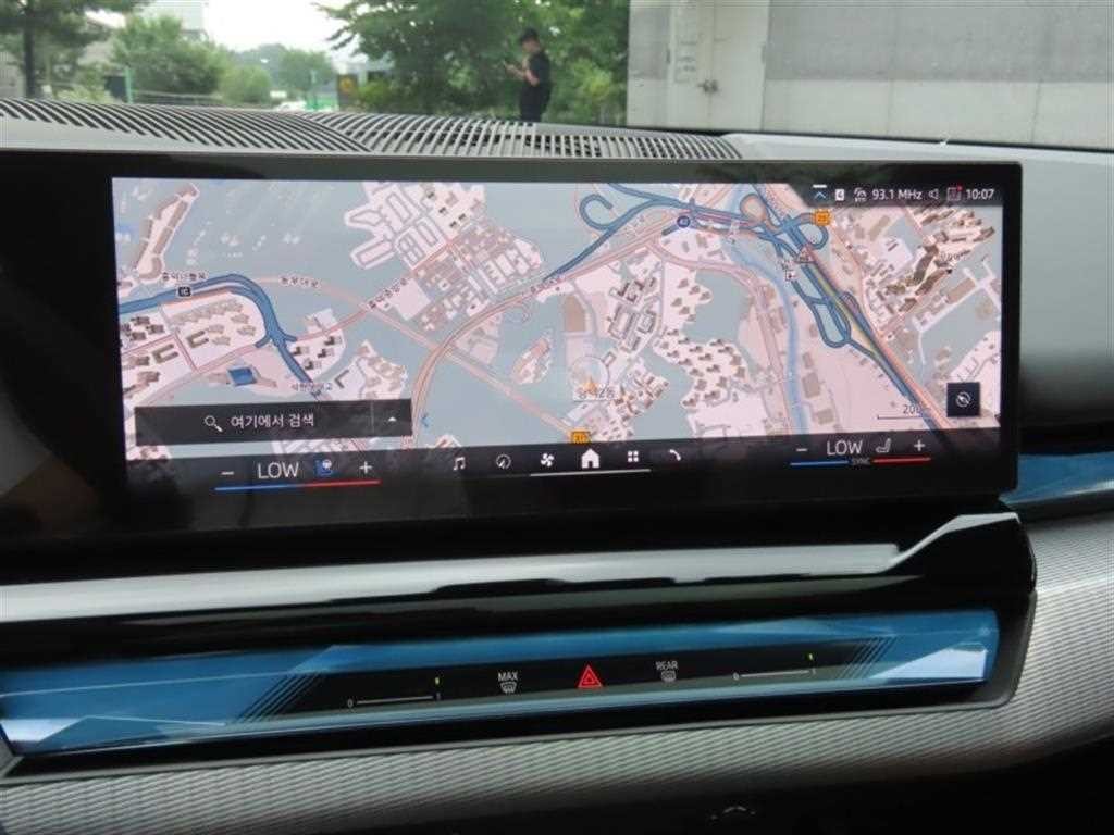 BMW 5시리즈 5시리즈 (G60) 530i xDrive M 스포츠 이미지 8
