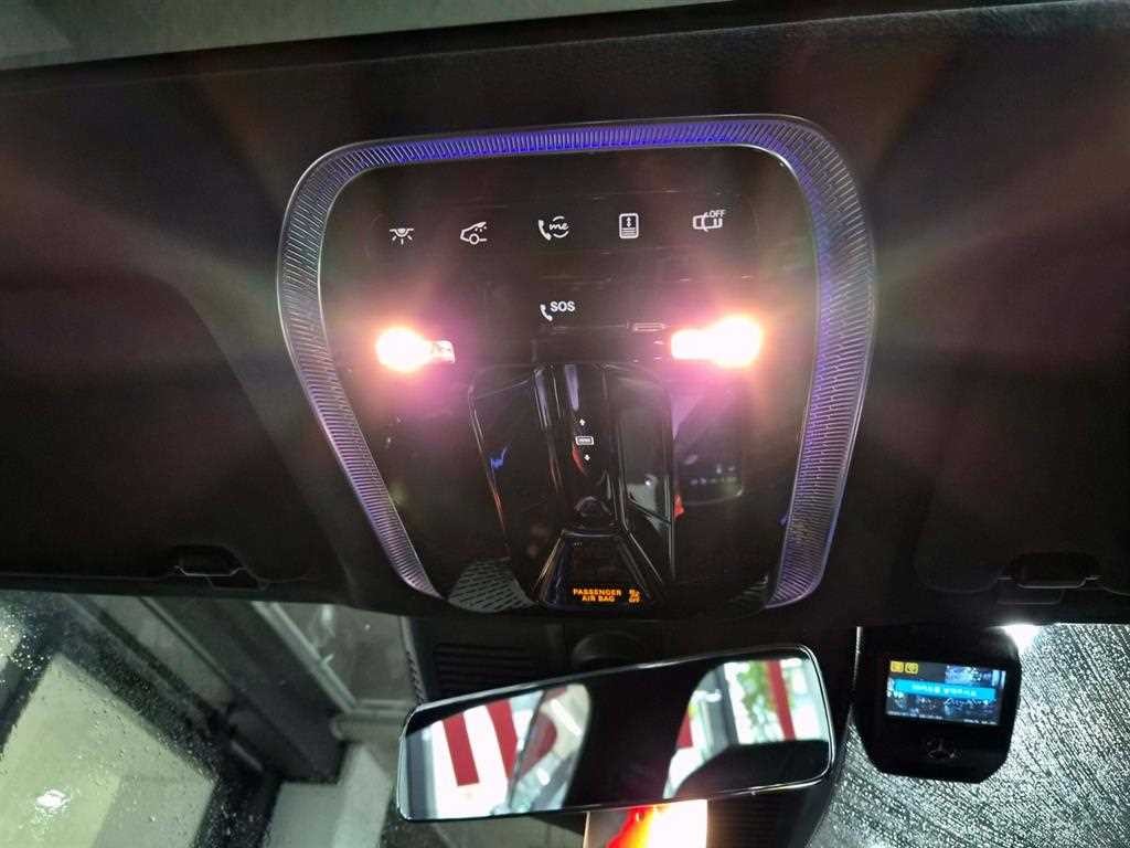 벤츠 S 클래스 S클래스-W223 마이바흐 S580 4MATIC 이미지 17