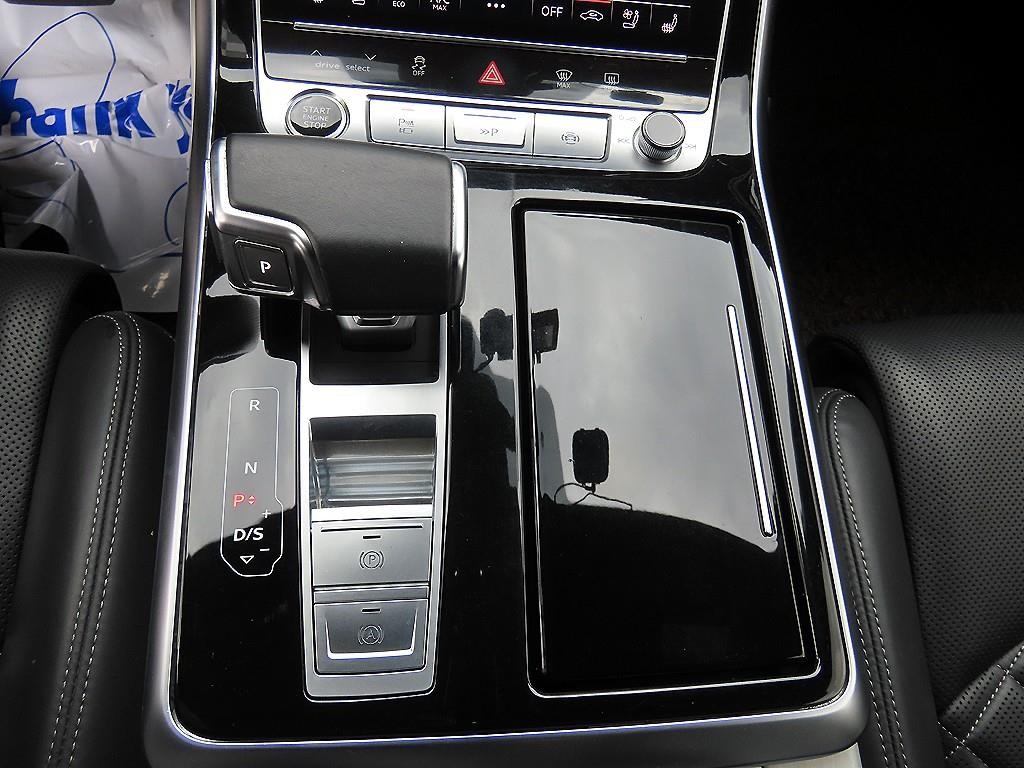 아우디 Q7 Q7 (4M) 55 TFSI 콰트로 프리미엄 이미지 11