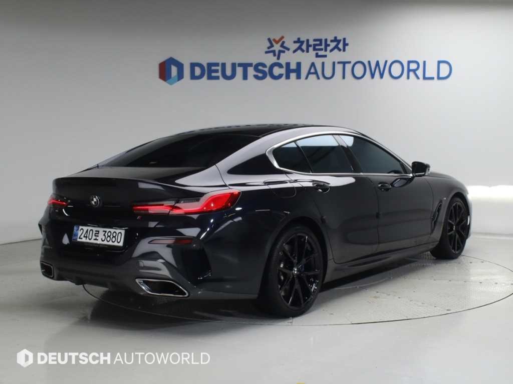 BMW 8시리즈 8시리즈 (G15) 840d xDrive M 스포츠 그란쿠페 이미지 2