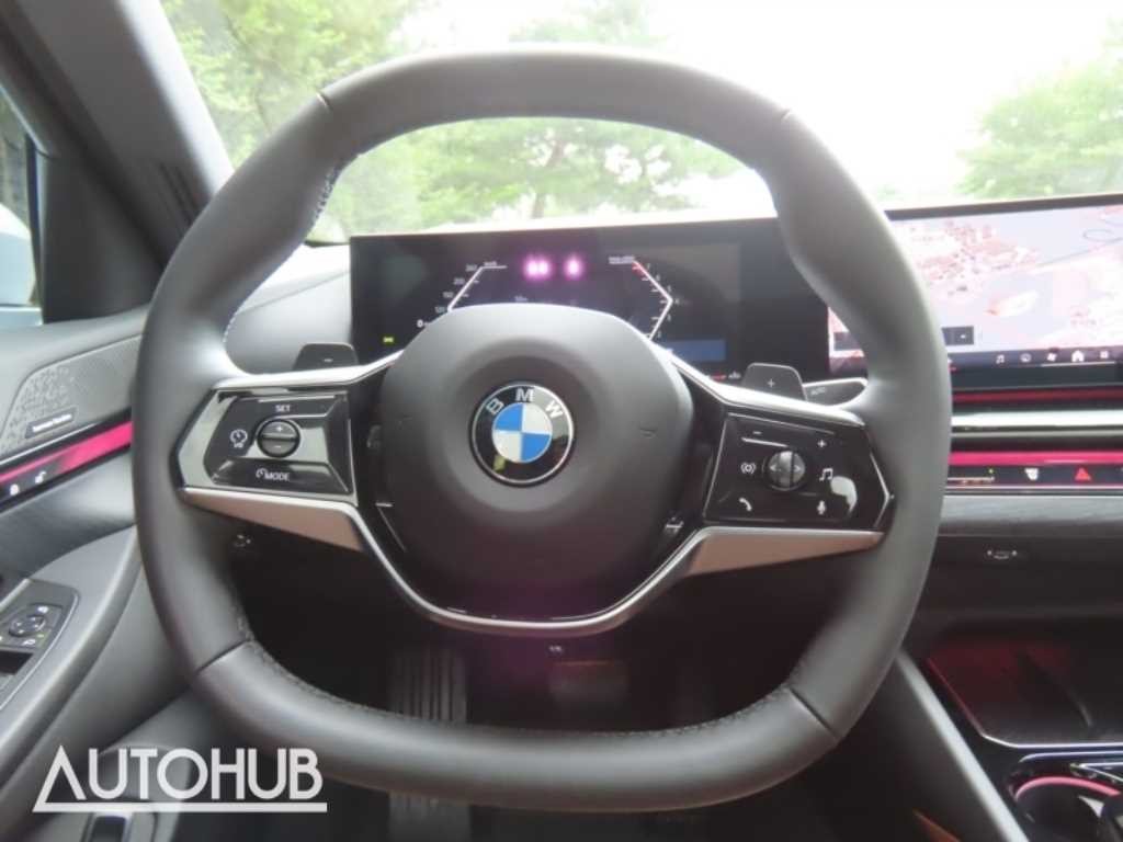 BMW 5시리즈 5시리즈 (G60) 530i xDrive M 스포츠 이미지 17