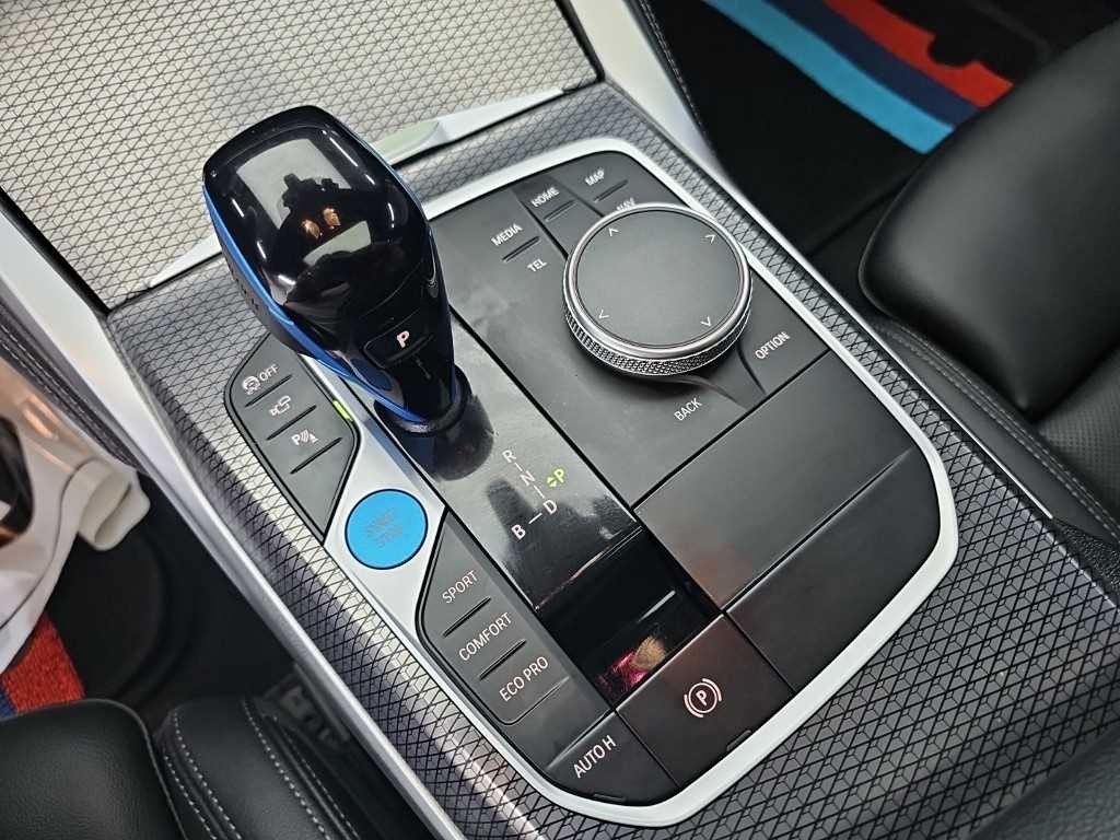 BMW i4 eDrive 40 M 스포츠 프로 이미지 8