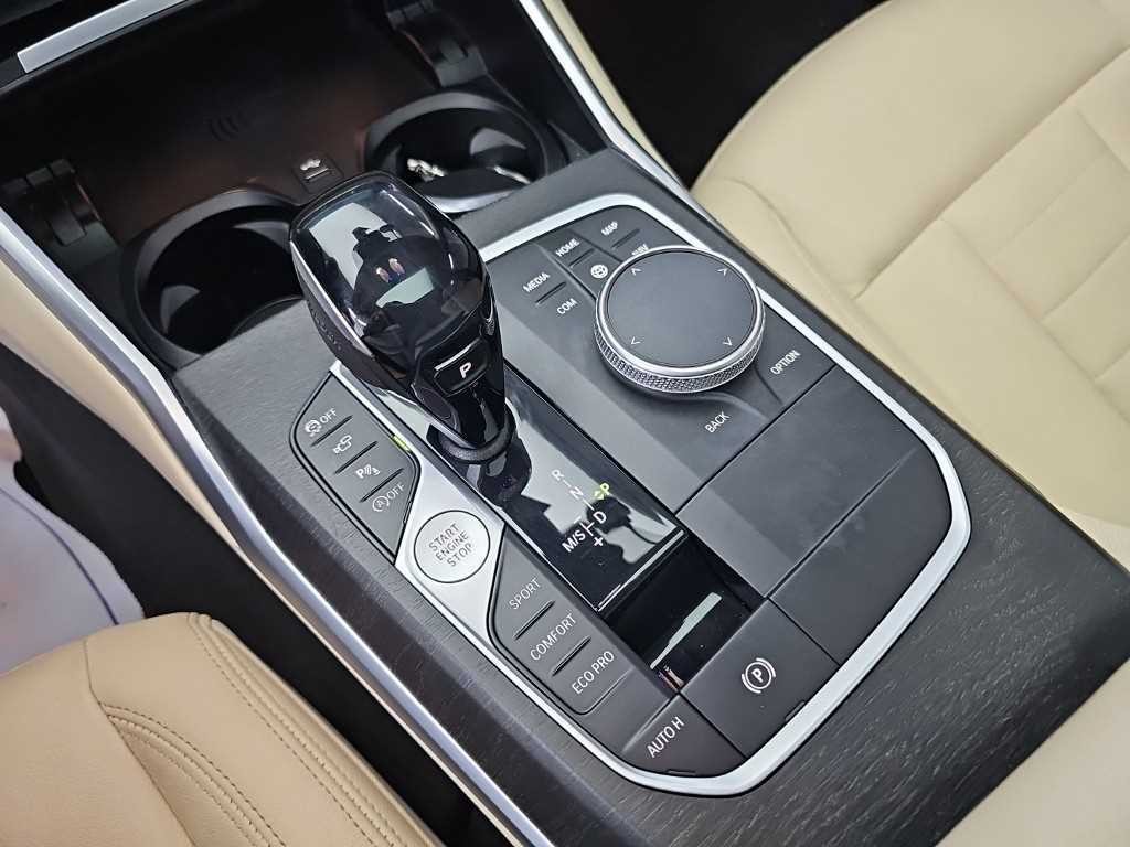 BMW 3시리즈 3시리즈 (G20) 330i 럭셔리 이미지 8