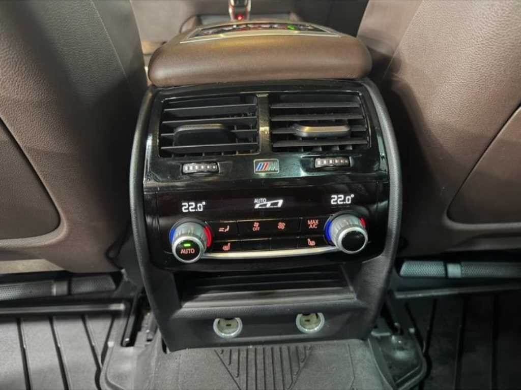 BMW 5시리즈 5시리즈 (G30) 520d M 스포츠 플러스 이미지 17