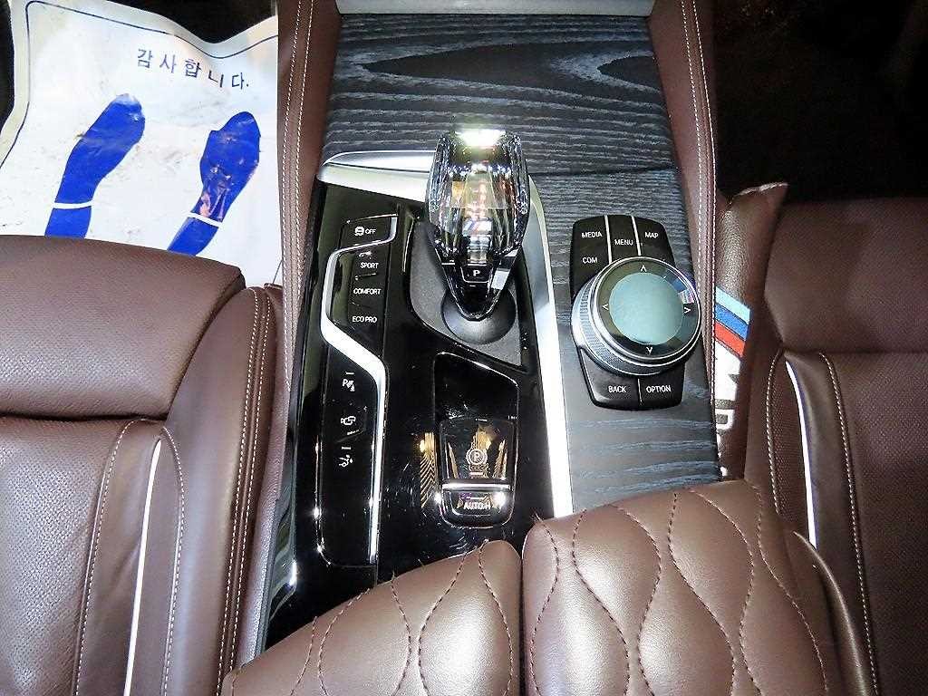 BMW 그란투리스모 6시리즈 GT (G32) 620d M 스포츠 이미지 12