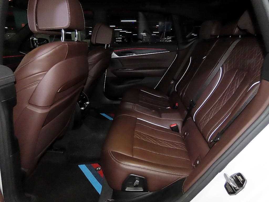 BMW 그란투리스모 6시리즈 GT (G32) 620d M 스포츠 이미지 7