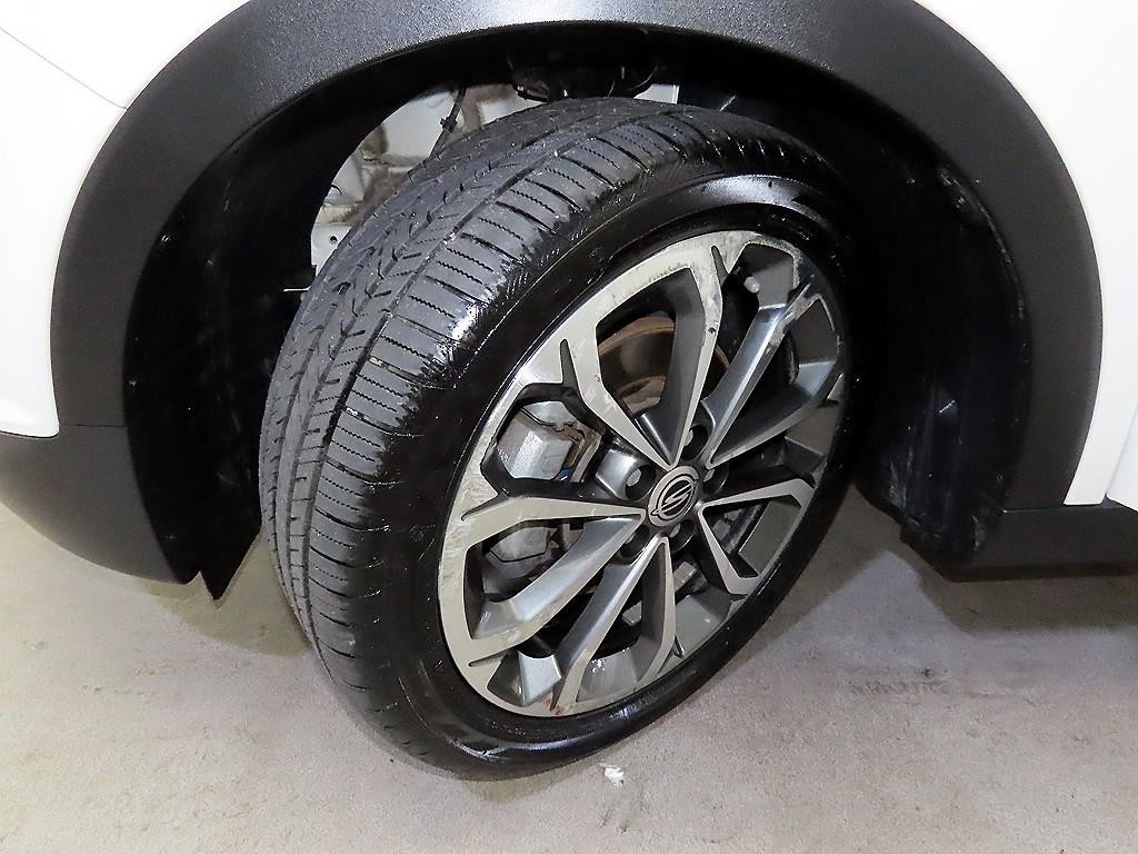 KG모빌리티(쌍용) 티볼리 디젤 4WD 1.6 LX 이미지 20