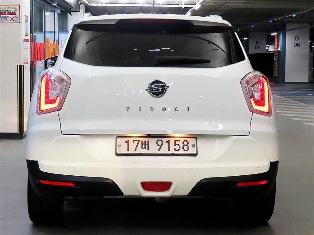 KG모빌리티(쌍용) 티볼리 디젤 4WD 1.6 LX 이미지 5