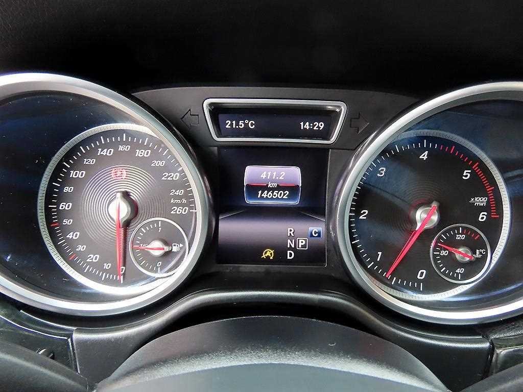 벤츠 GLE 클래스 GLE 클래스 W166 GLE 350 d 4MATIC 이미지 9