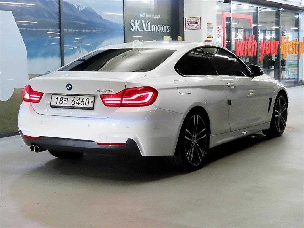 BMW 4시리즈 4시리즈 (F32) 430i 쿠페 M 스포츠 이미지 3