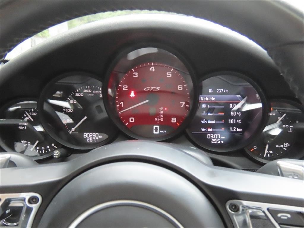포르쉐 911 카레라 GTS 991 이미지 5
