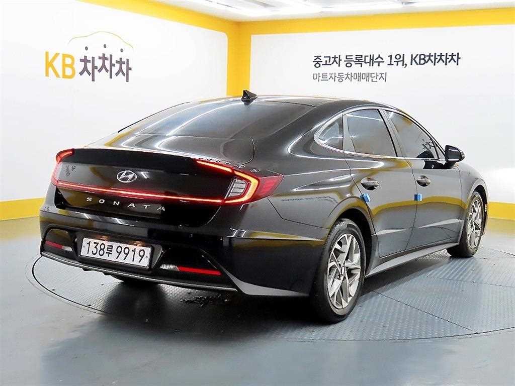 현대 쏘나타 쏘나타 (DN8) 2.0 프리미엄 패밀리 이미지 4