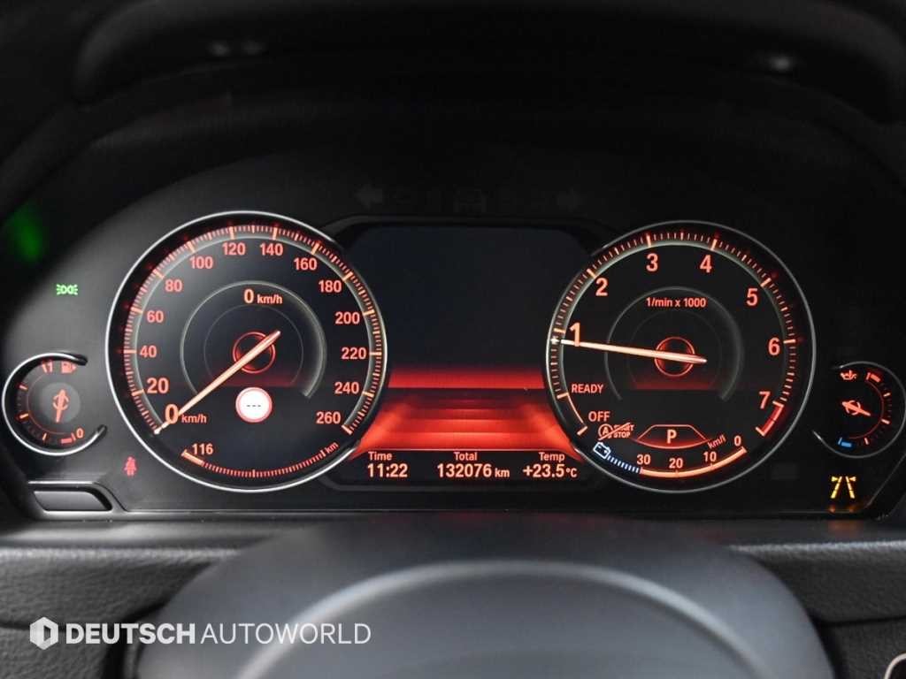 BMW 3시리즈 3시리즈 (F30) 330i M 스포츠 쉐도우 이미지 8