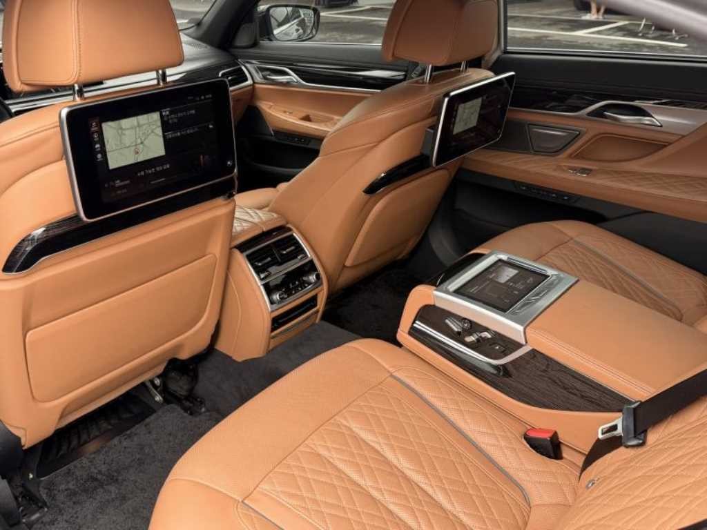 BMW 7시리즈 7시리즈 (G11) 740Li xDrive M SPORT 스포츠 이미지 12