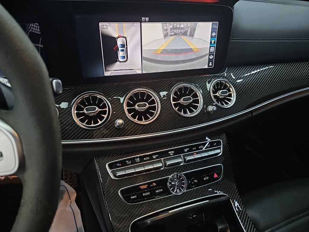 벤츠 E 클래스 E-클래스 W213 E63 AMG 4MATIC+ 이미지 10