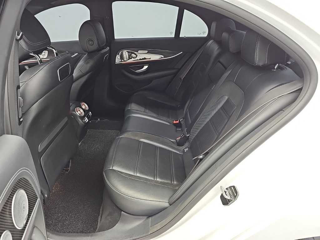 벤츠 E 클래스 E-클래스 W213 E63 AMG 4MATIC+ 이미지 12