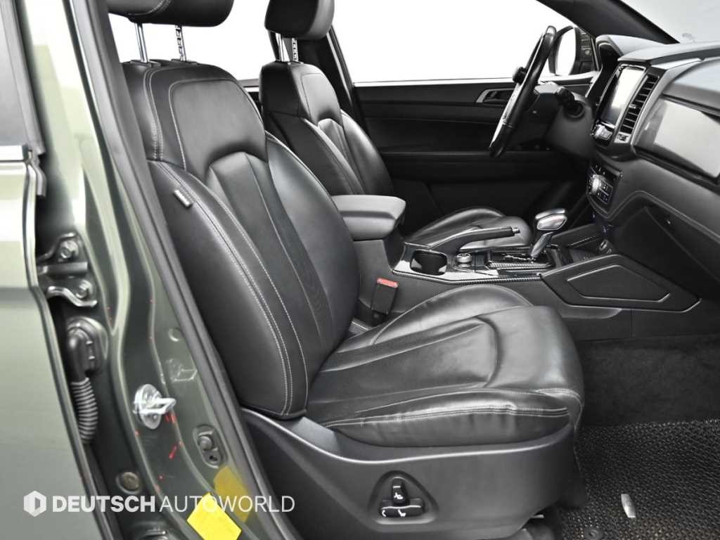 KG모빌리티(쌍용) 렉스턴 더 뉴 렉스턴 스포츠 디젤 2.2 4WD 노블레스 이미지 10