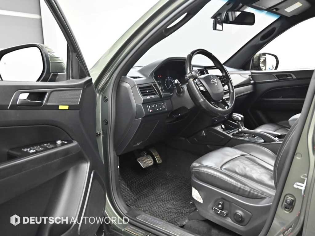 KG모빌리티(쌍용) 렉스턴 더 뉴 렉스턴 스포츠 디젤 2.2 4WD 노블레스 이미지 11