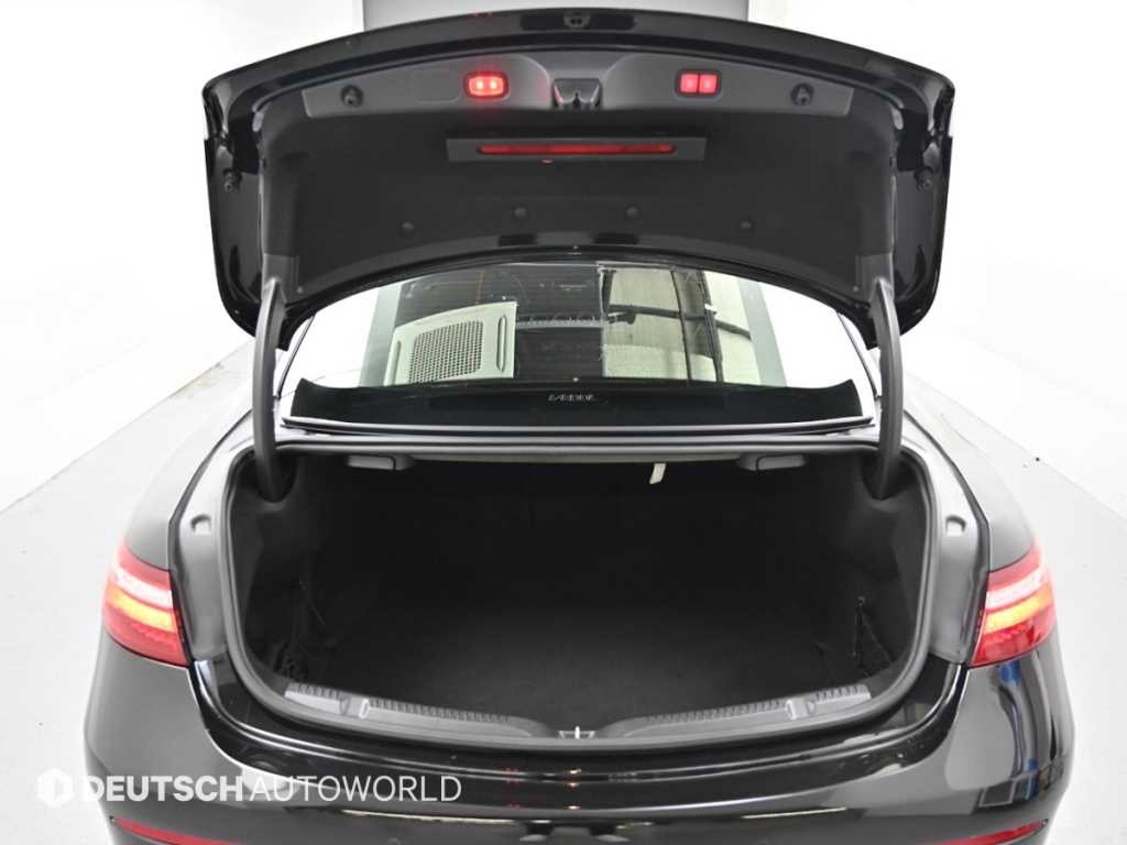 벤츠 E 클래스 E-클래스 W213 E400 4MATIC 쿠페 이미지 19