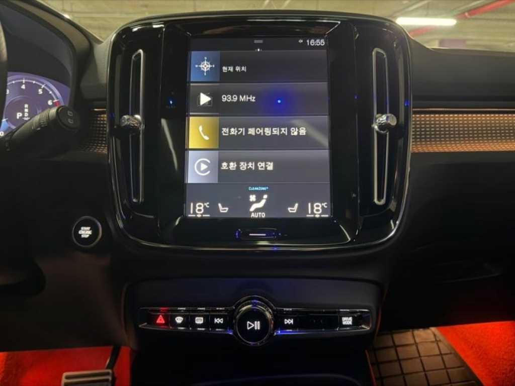 볼보 XC40 B4 AWD R-디자인 이미지 10